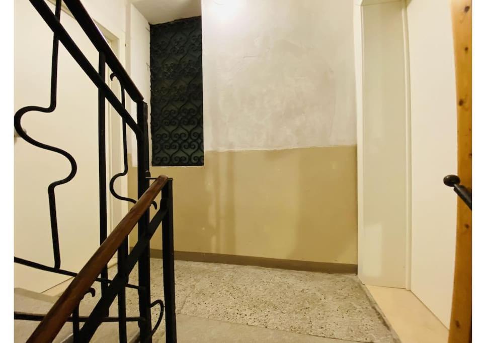 Sweet Time Venice, Luxury San Marco Frezzaria Apt! 外观 照片