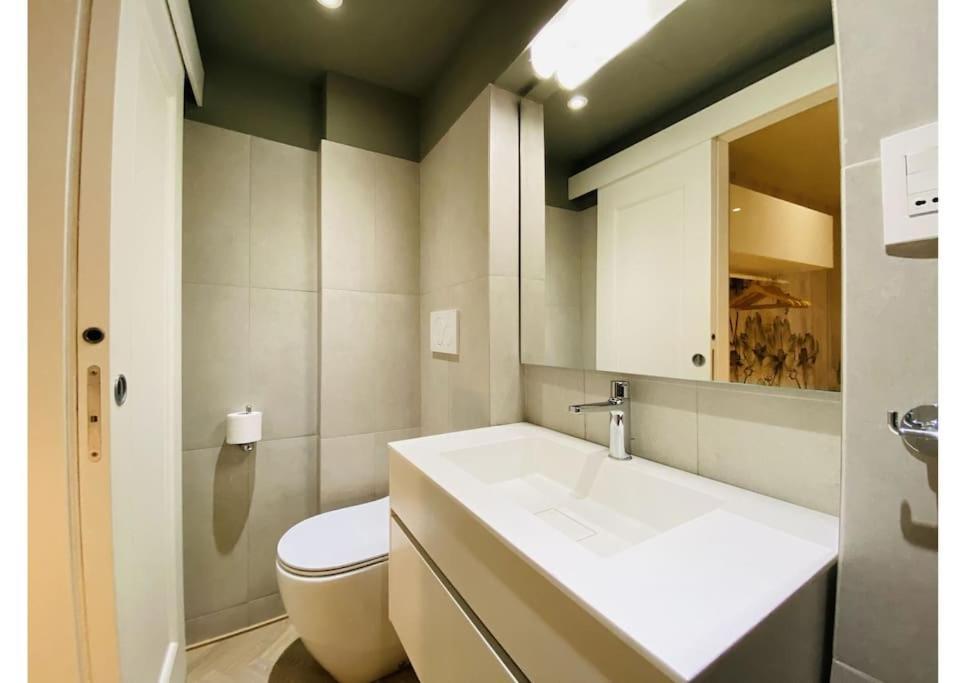 Sweet Time Venice, Luxury San Marco Frezzaria Apt! 外观 照片