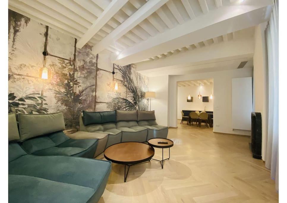 Sweet Time Venice, Luxury San Marco Frezzaria Apt! 外观 照片